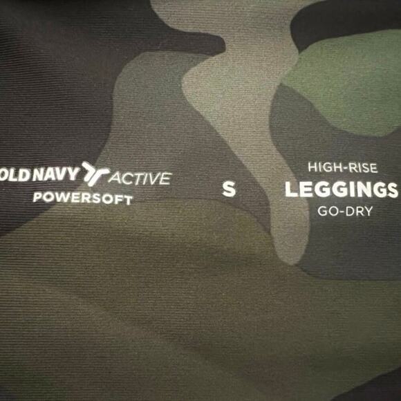 Old Navy Active legging Camo design Size S High-Rise PowerSoft Pocket Legging - Picture 5 of 9